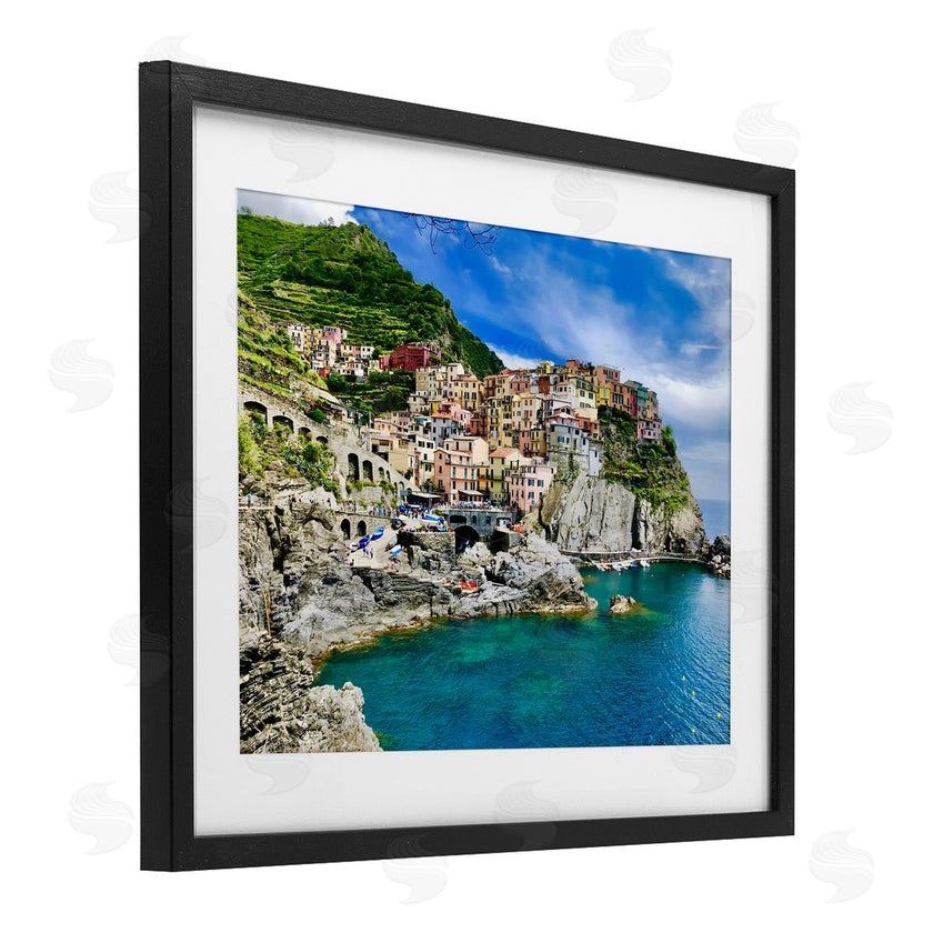 LSR Creative Studio | Townscape By The Sea