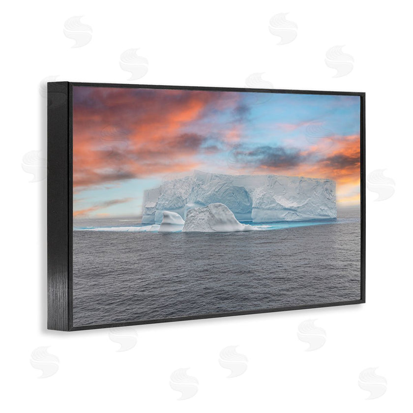Richard Silver | Sunset over Frozen Iceberg