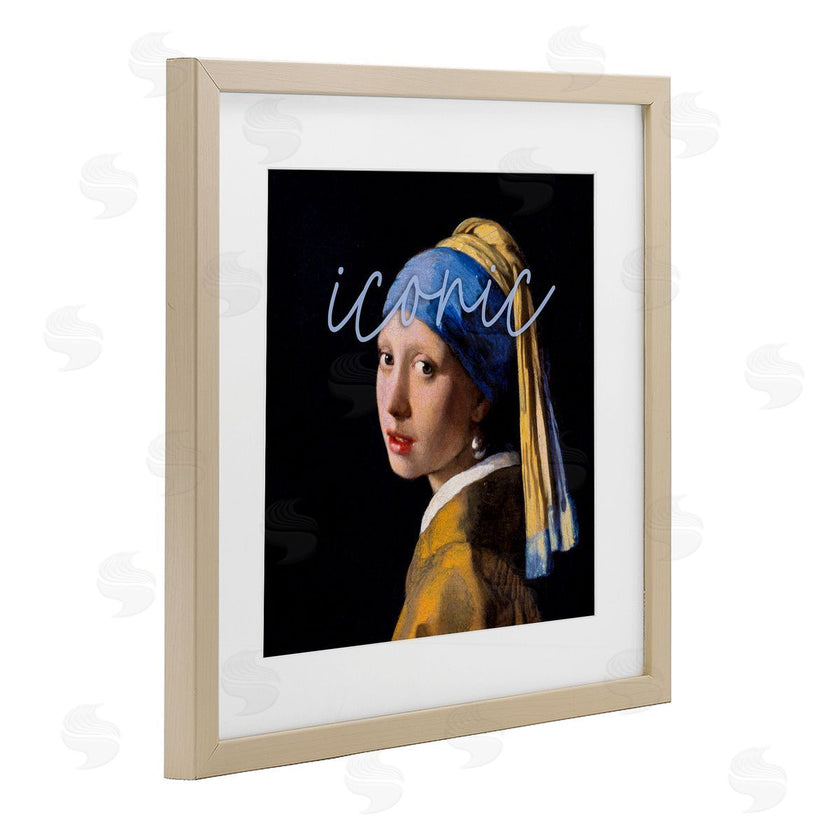 Sophie 6 | Iconic Pear Earring Girl