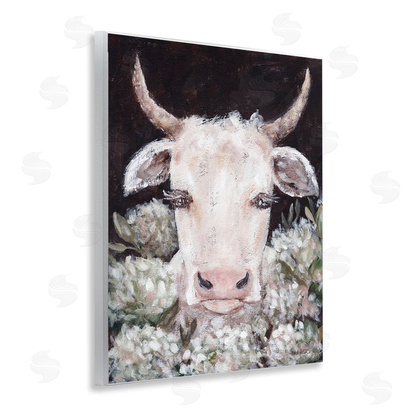 Amanda Hilburn | Gentle Cow with Florals