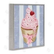 Lori Mosley | Pastel Cupcake with Bow