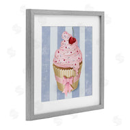 Lori Mosley | Pastel Cupcake with Bow