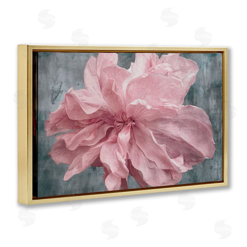 Shirley G. | Flower with Wavy Petals