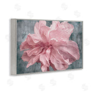 Shirley G. | Flower with Wavy Petals