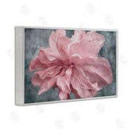 Shirley G. | Flower with Wavy Petals