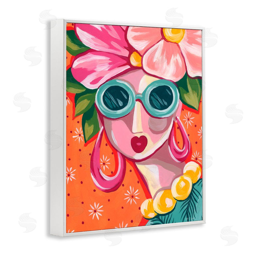 Yvette St. Amant | Retro Glam Fun In The Sun