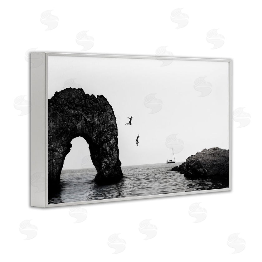 Sisi and Seb | Cliff Jumping into Sea