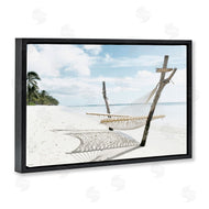 Noah Bay | Beachside Idyll Scene
