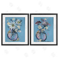 Susan Lugar | Daisies & Snowberries Vase