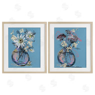Susan Lugar | Daisies & Snowberries Vase