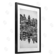 Robin Vandenabeele | Symmetrical Building Reflections