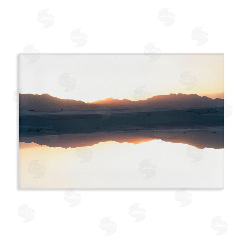 Robin Vandenabeele | Reflecting Mountain Dunes
