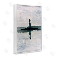 Robin Vandenabeele | Statue Of Liberty Reflection