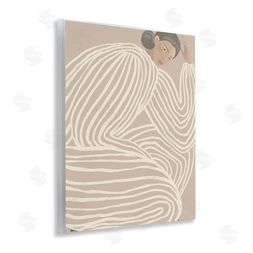 Anna Lischenko | Minimalist Lady in Stripes