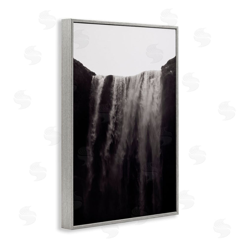 Jade Sharp Photo | Skogafoss Icelandic Waterfall