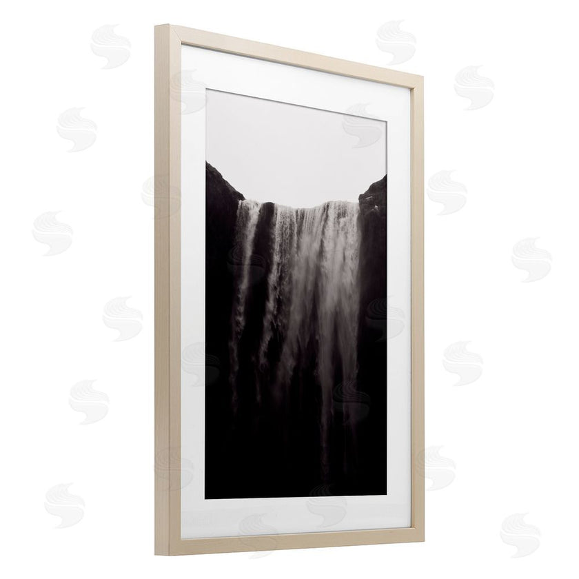 Jade Sharp Photo | Skogafoss Icelandic Waterfall