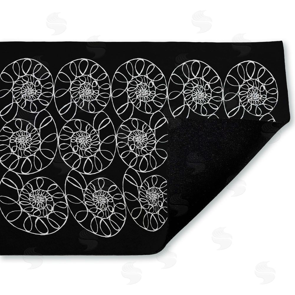 El Perkin Elemental Spiral Shells Unwoven Outdoor Door Mat