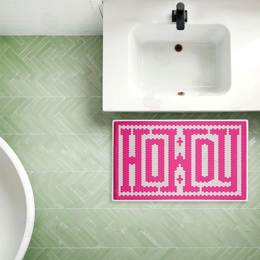 Lettered and Lined Western Greeting Howdy Pink Plush Bathroom Floor Mat