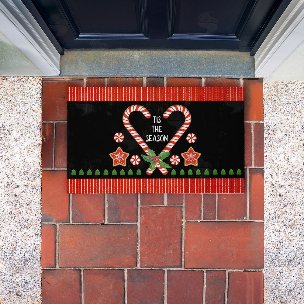 Suzanne Nicoll Tis The Season Candy Heart Unwoven Outdoor Door Mat