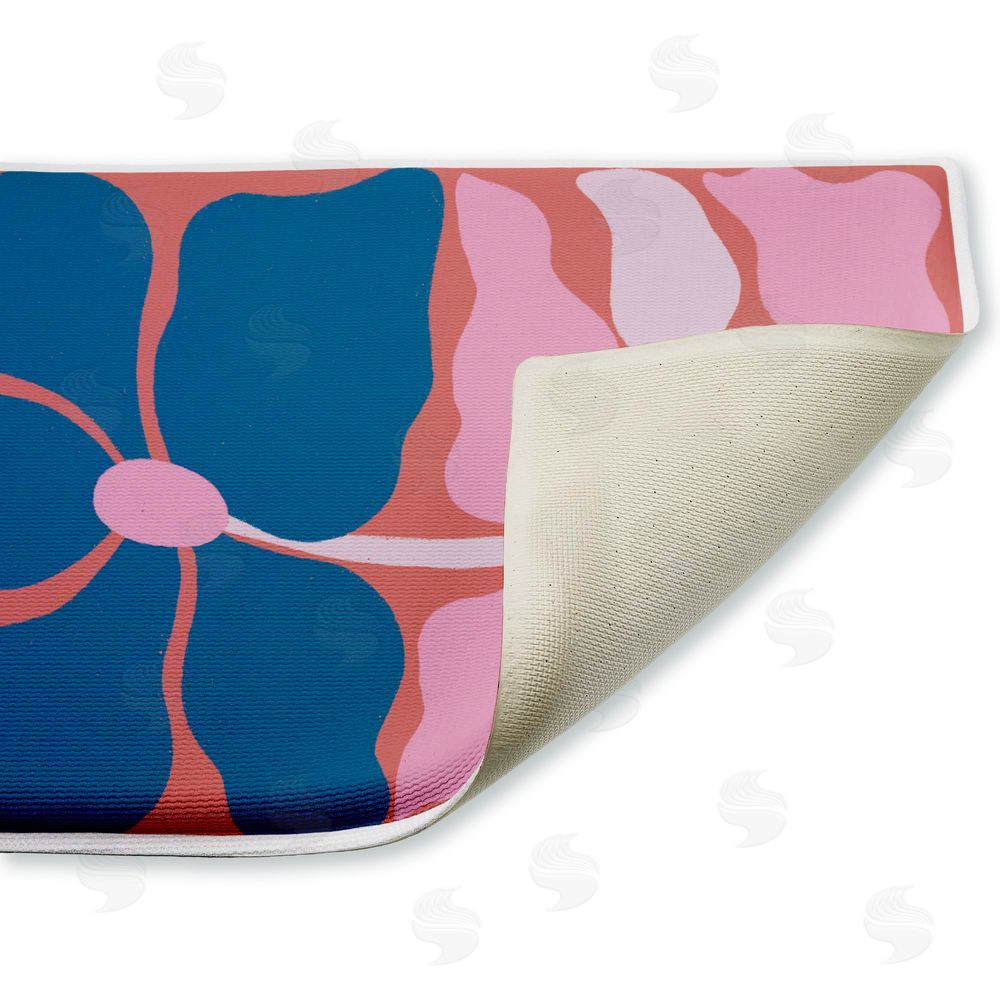 Aralma Midcentury Flower Symmetry Plush Bathroom Floor Mat