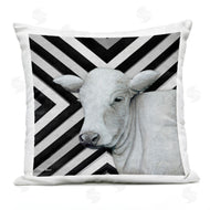Britt Hallowell | Bold Striped Cattle Portrait