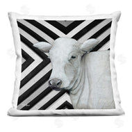 Britt Hallowell | Bold Striped Cattle Portrait