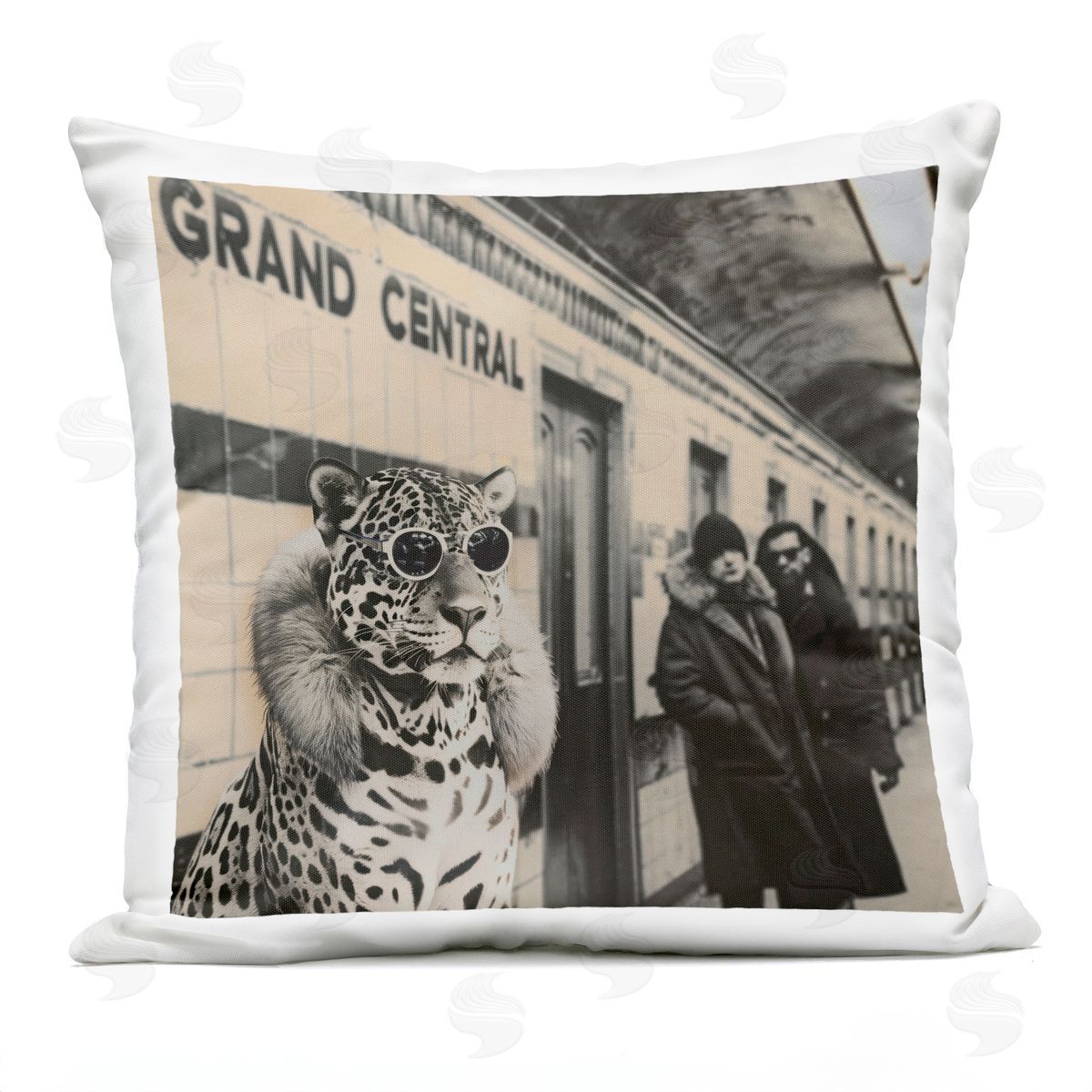 Sophie 6 | Grand Central Cat Glamour